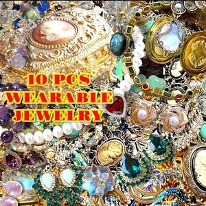 10 PCS Wearable Jewelry Bundle Lot